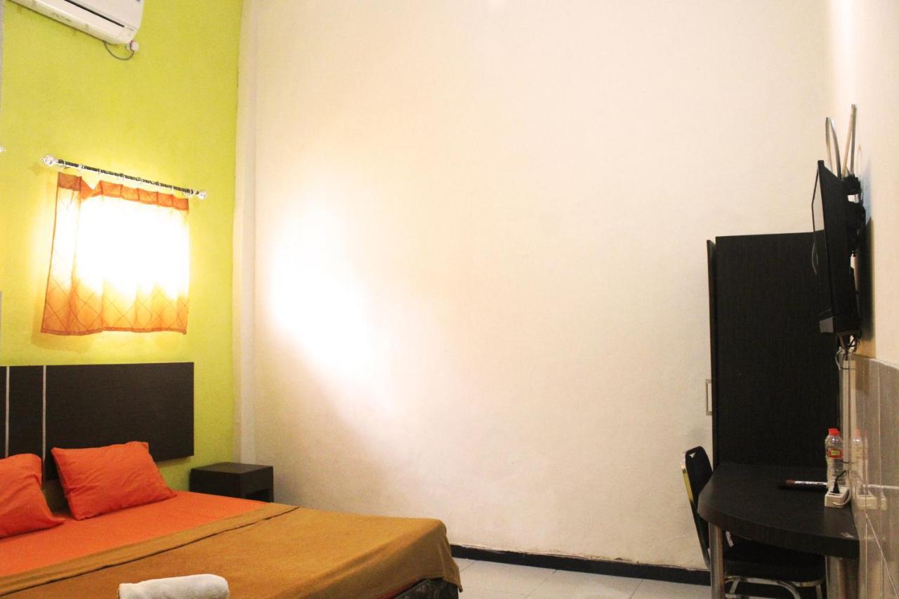 Olive Guest House Bumi Mas Raya Banjarmasin (South Kalimantan) Exterior foto