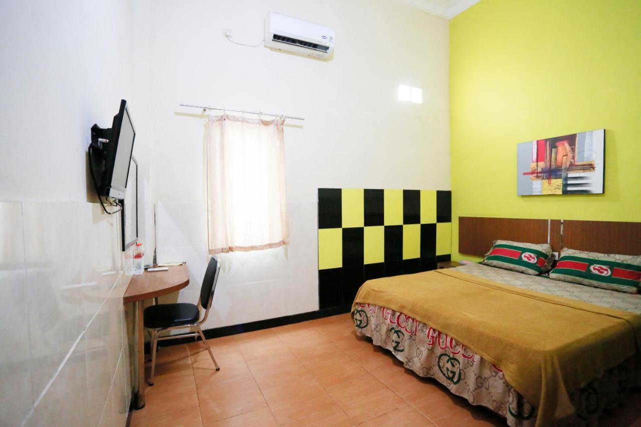 Olive Guest House Bumi Mas Raya Banjarmasin (South Kalimantan) Exterior foto